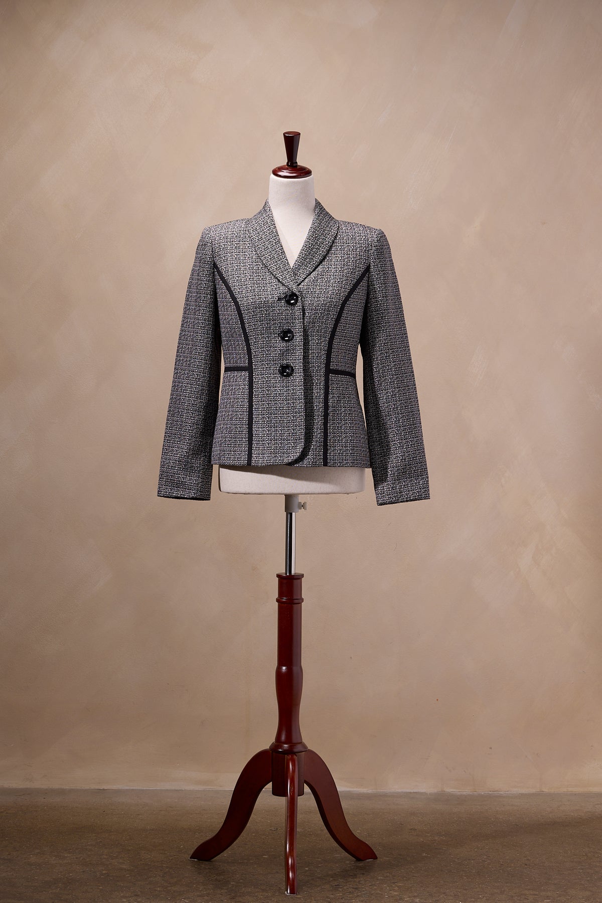 Le Suit Black White Blazer