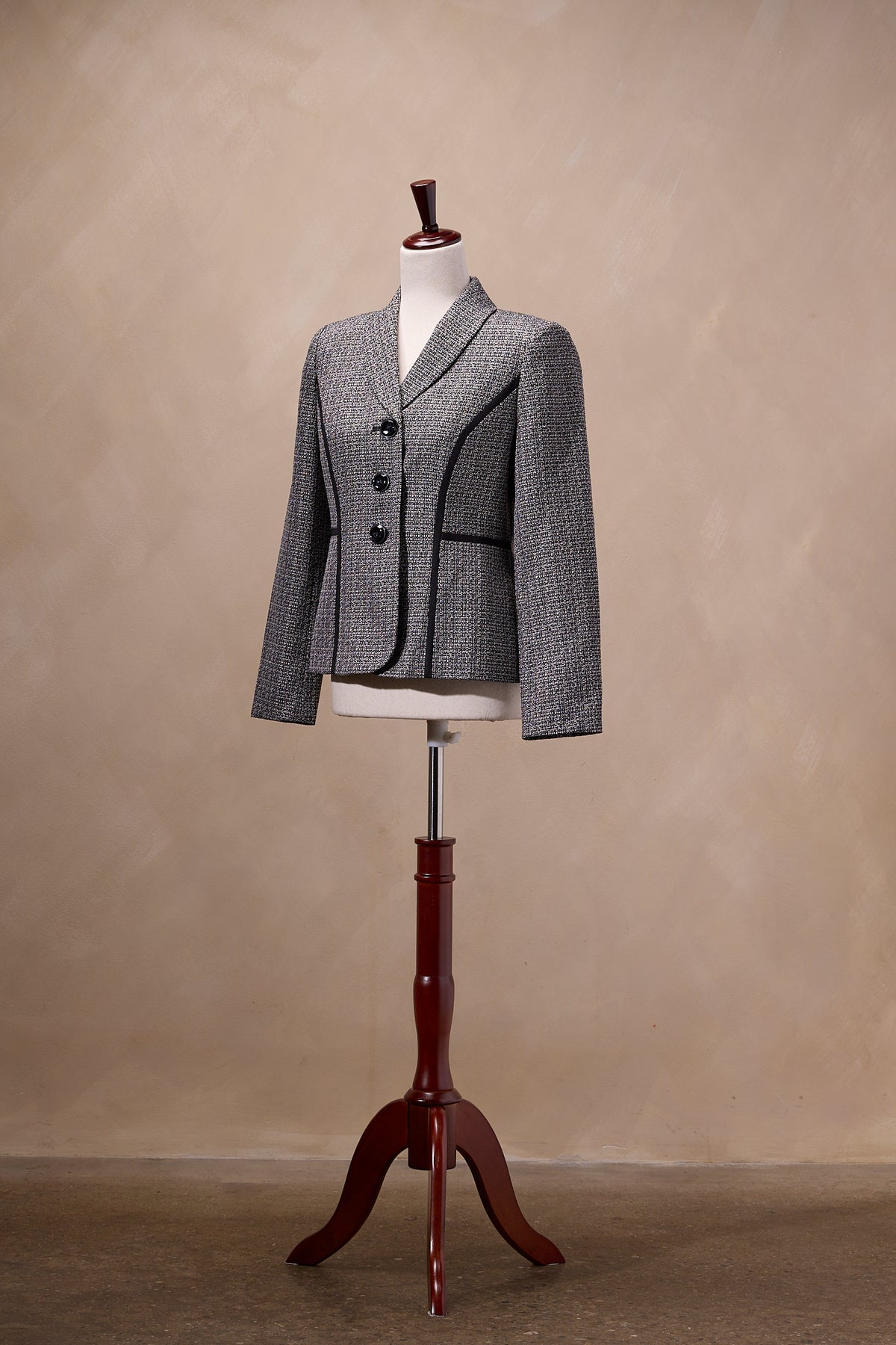 Le Suit Black White Blazer