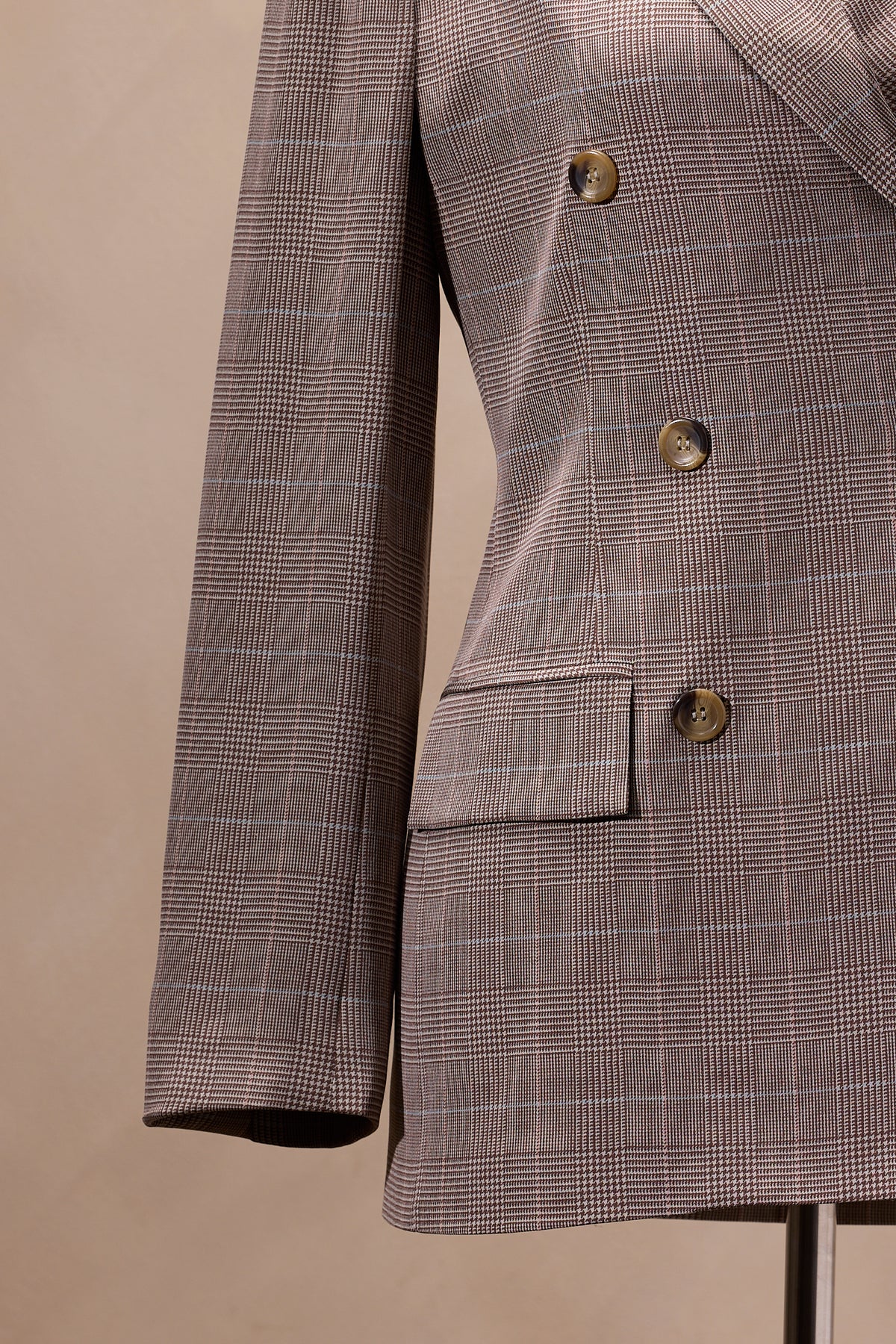 Evan-Picone Light Brown Plaid Silk Blazer