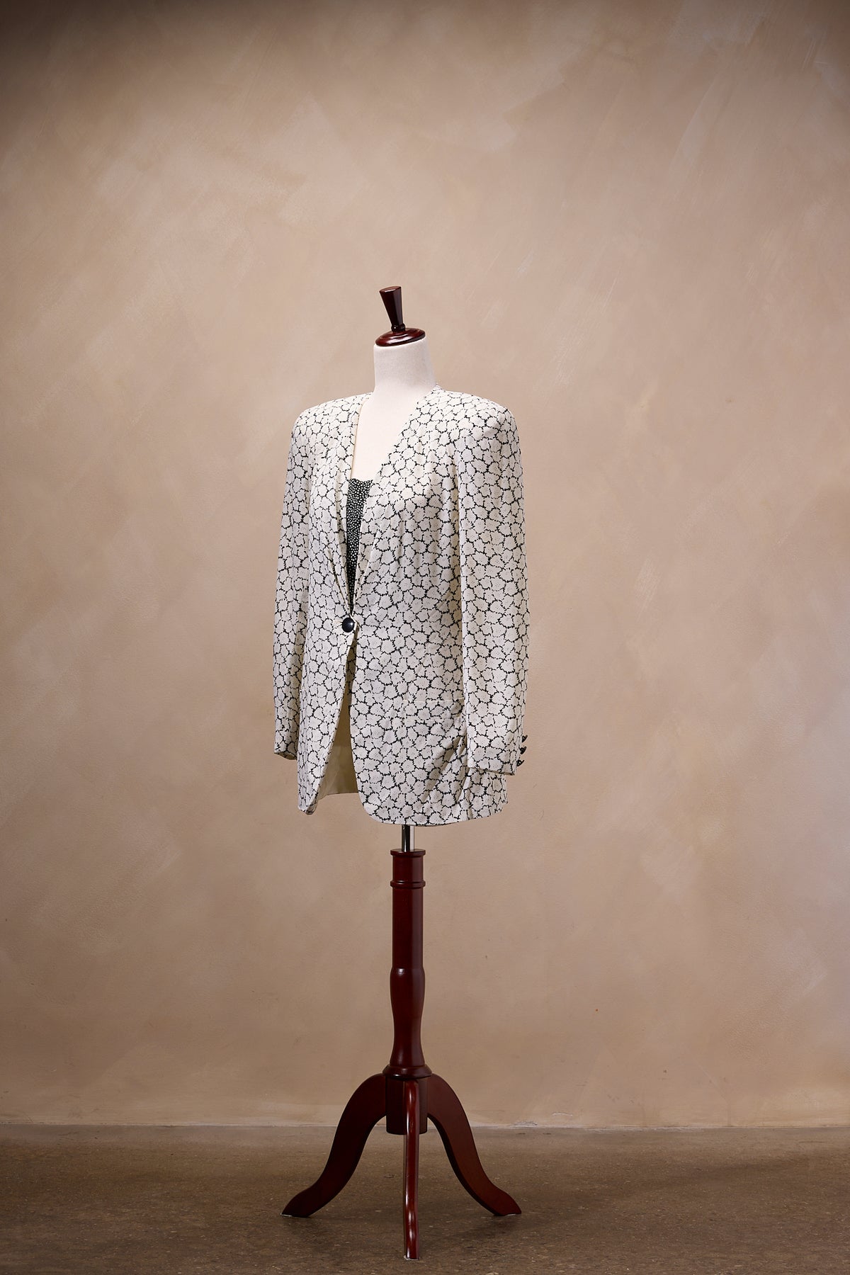 Suitables ETC. Cream White & Black Patterned Blazer